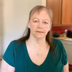 Meet your Posher, Lois